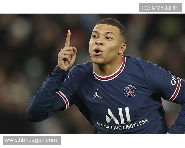 巴黎圣日耳曼主帅透露姆巴佩阿尔巴将在下赛季继续效力球队