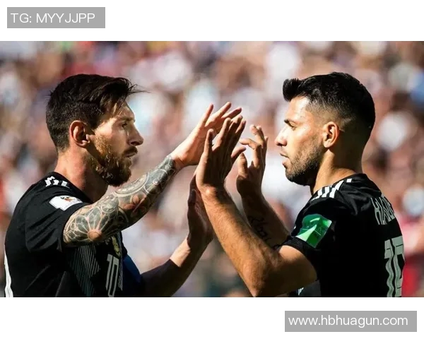 曼城俱乐部欲打包阿圭罗和梅西组成“双子星”锋线